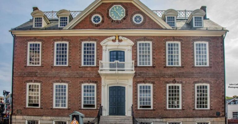 Newport: Colonial History Walking Tour With Museum Entry