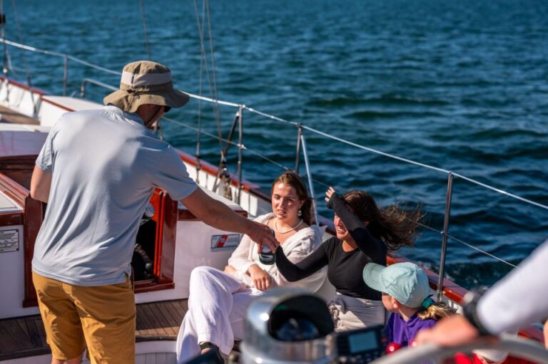 Newport: Day Sailing and Sightseeing Experience on Schooner