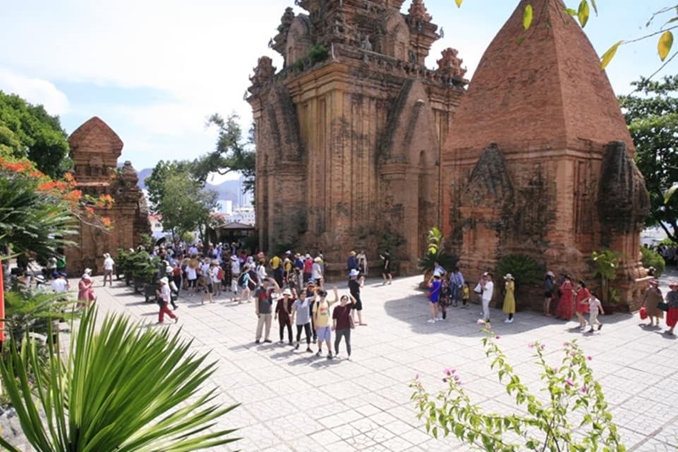 1 nha trang half day private city tour with hotel transfers Nha Trang: Half-Day Private City Tour With Hotel Transfers