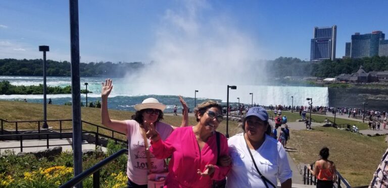 Niagara Falls, New York State: Guided Falls Walking Tour
