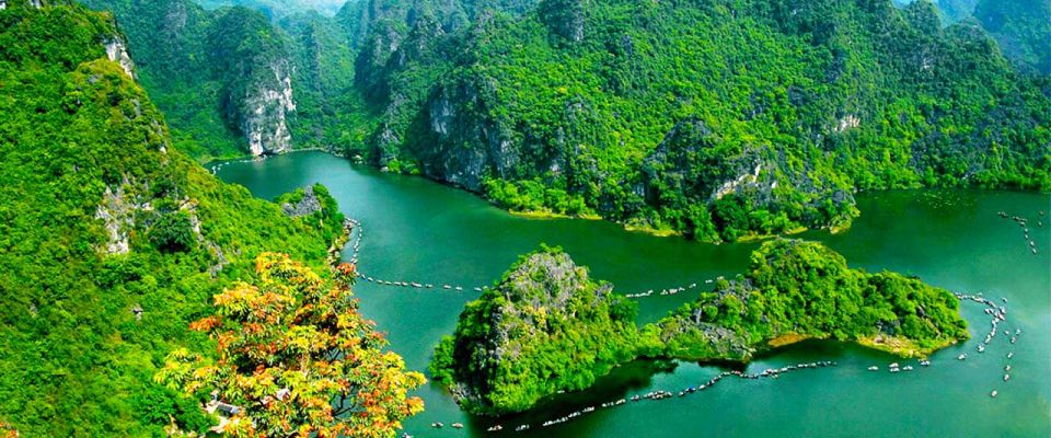 1 ninh binh 1 day bai dinh trang an mua cave by limousine Ninh Binh 1 Day: Bai Dinh-Trang An-Mua Cave by Limousine