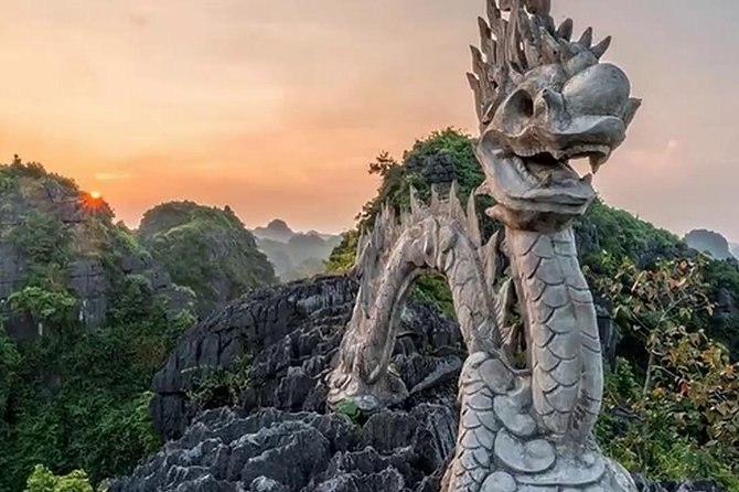 1 ninh binh hoa lu tam coc mua cave dragon mountain hiking 1 day tour Ninh Binh-Hoa Lu-Tam Coc - Mua Cave - Dragon Mountain Hiking 1 Day Tour