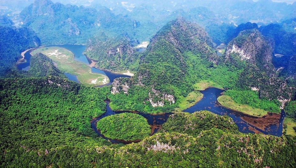 Ninh Binh – Hoa Lu – Tam Coc – Mua Caves & Buffet Lunch