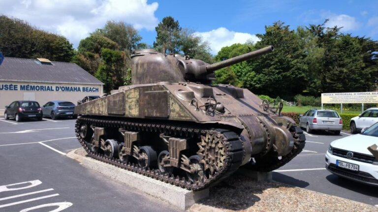 Normandy DDay Beaches: Private Round Transfer From Paris