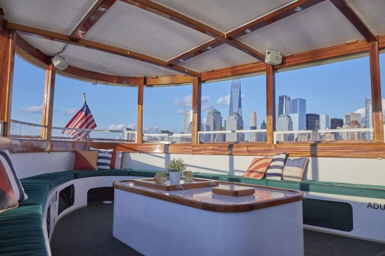 NYC: Day Cruise on Small Yacht With Statue of Liberty Views