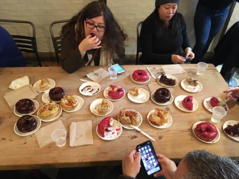 NYC: Guided Delicious Donut Tour With Tastings