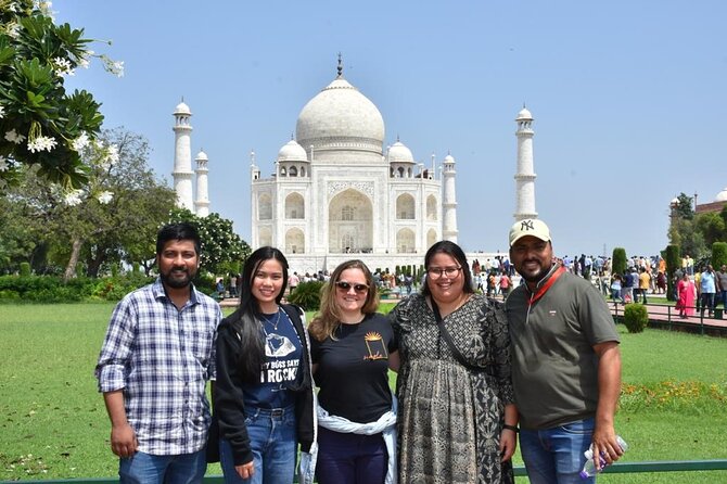 Official Tour Guide For Sunrise Taj Mahal and Agra Fort Tour