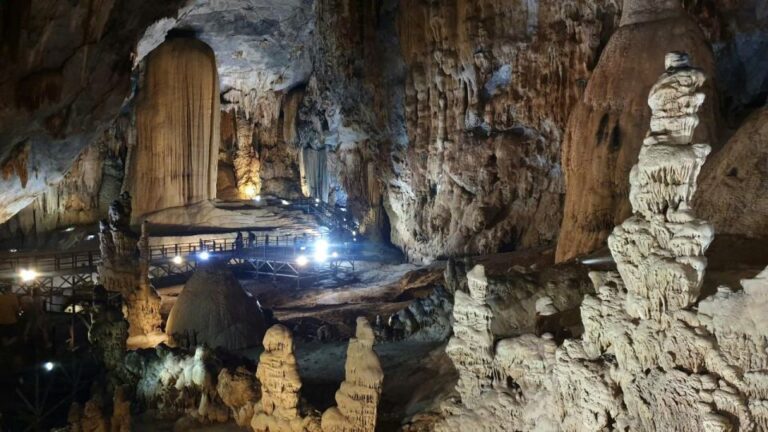 One Night Villas and Cave Tour – Paradise Cave – Dark Cave