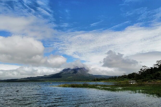 One-Way Transfer From La Fortuna to Monteverde Through Arenal Lake