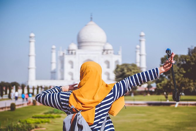 Overnight Taj Mahal Tour From Delhi – 2 Days Agra Trip