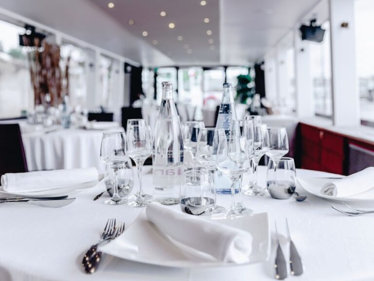 Paris: 3-Course Italian Meal Seine Cruise With Rooftop Views