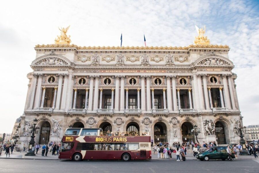 Paris: Big Bus Hop-On Hop-Off Tour and Arc De Triomphe