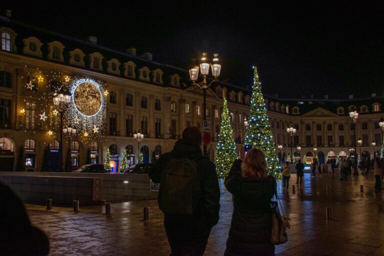 Paris Christmas Lights Walking Tour With Local Guide