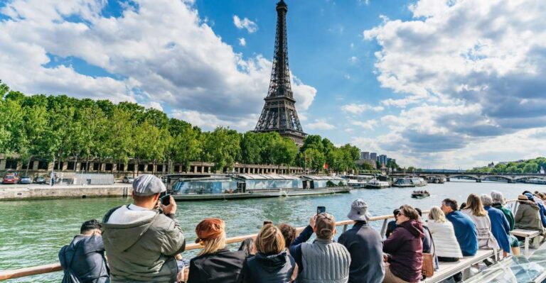 Paris: Eiffel Tower Guided Tour and Seine River Cruise