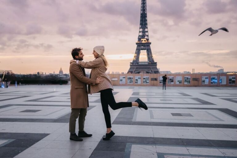 Paris: Eiffel Tower Video Reel