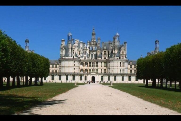 Paris: Loire Castles Excursion: Chambord and Blois