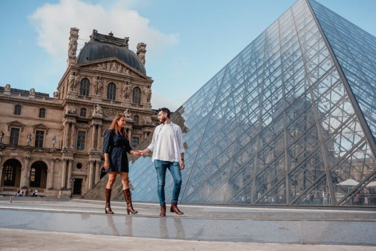 Paris: Louvre Photo Shoot