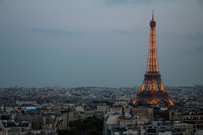 Paris Orientation Tour in Small Group With an Expert Driver