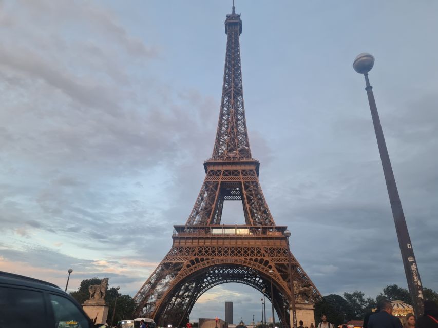 1 paris private driver transfer airport Paris : Private Driver Transfer Airport.