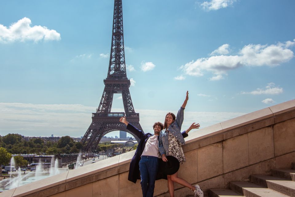 1 paris private photoshoot at the eiffel tower Paris: Private Photoshoot at the Eiffel Tower