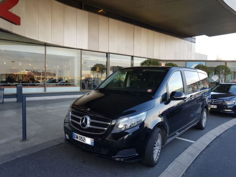 Paris: Private Transfer From or to Beauvais Airport