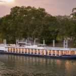 1 paris romantic cruise with 3 course dinner on seine river Paris: Romantic Cruise With 3-Course Dinner on Seine River
