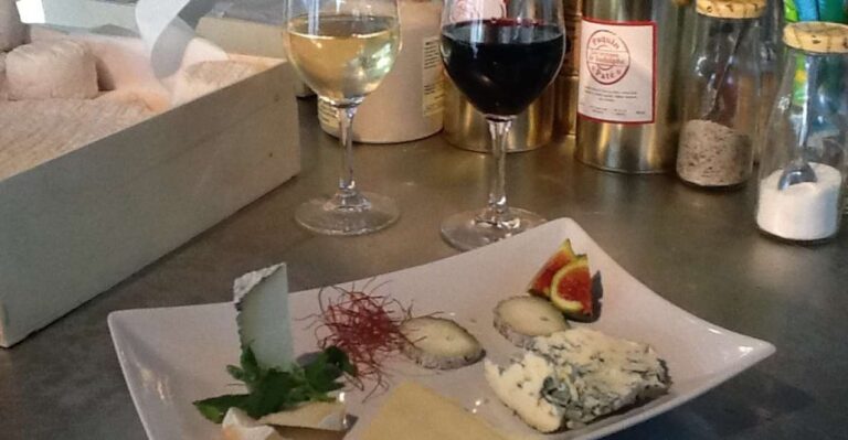 Paris: Small-Group Cheese and Wine Tasting in Le Marais