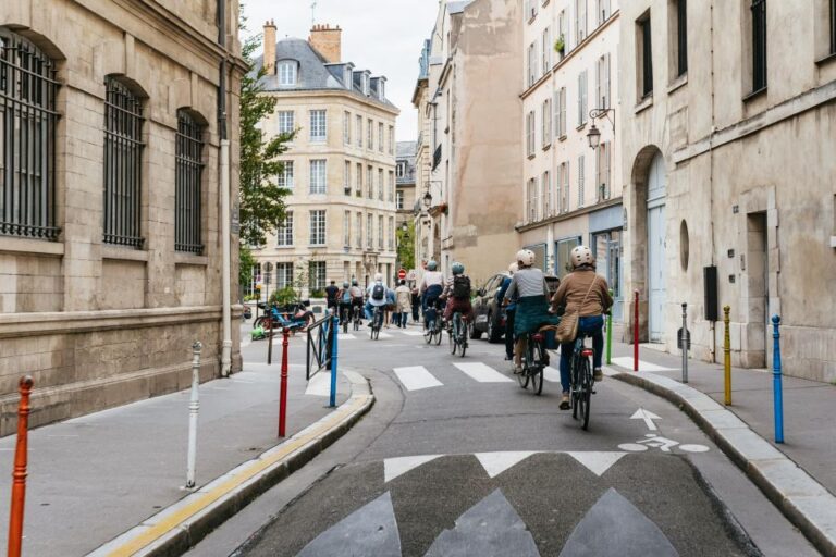 Paris: Uncover Charming Nooks and Crannies on a Bike Tour