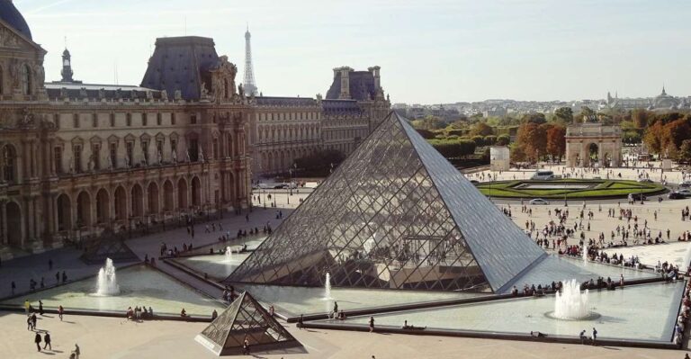 Paris: Walking Tour With Louvre Museum Skip-The-Line Ticket