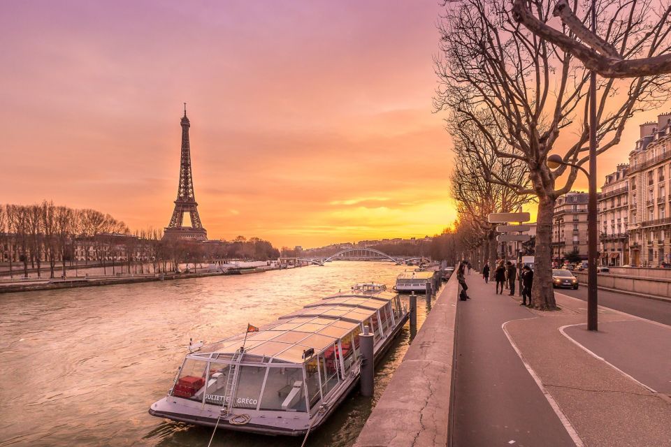 1 paris welcome eiffel tower tour with a seine river cruise Paris : Welcome Eiffel Tower Tour With a Seine River Cruise