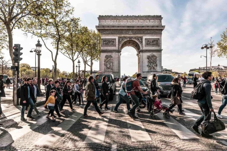 Parisian Odyssey: A 3-Hour Walking Tour of Iconic Monuments