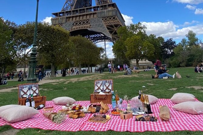 Parisian Picnic by the Eiffel Tower: a Tast of French Specials