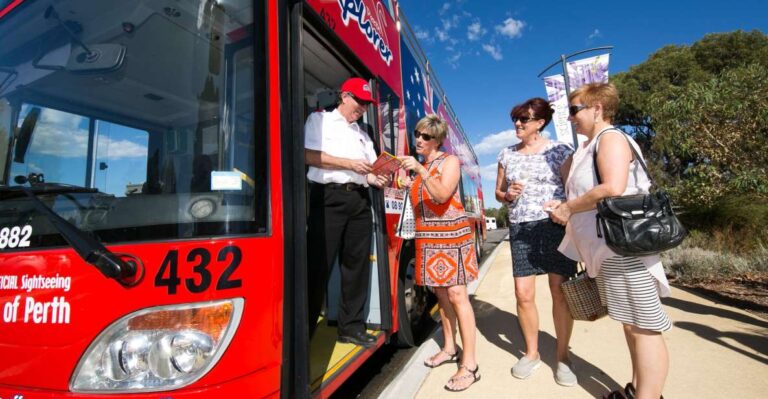 Perth: Hop-on Hop-off Sightseeing Bus Ticket