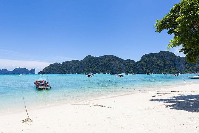Phi Phi Islands Tour First Class By Royal Jet Cruiser From Phuket