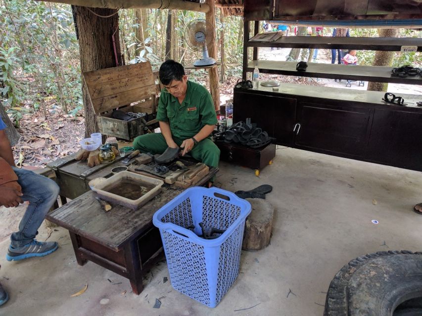 Phu Huu: Cu Chi Tunnels and War Remnants Museum Private Tour - Tour Experience