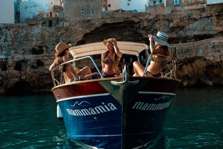 Polignano: Exclusive 4-Hour Boat Excursion With Lunch