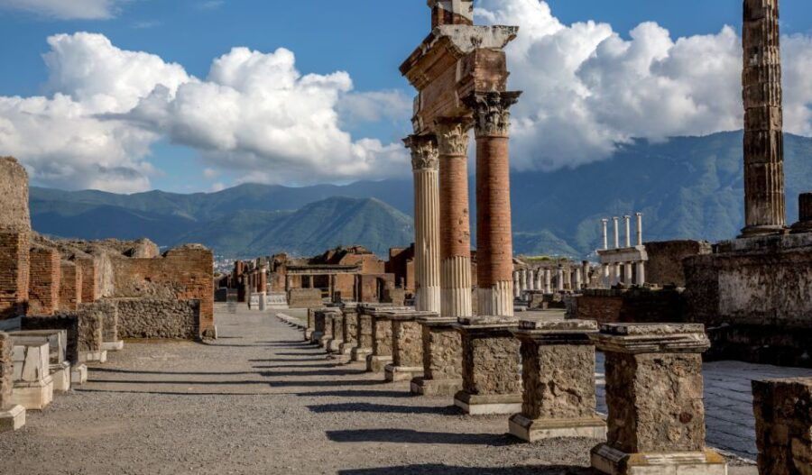 Pompeii and Vesuvius 8-Hour Tour From Sorrento