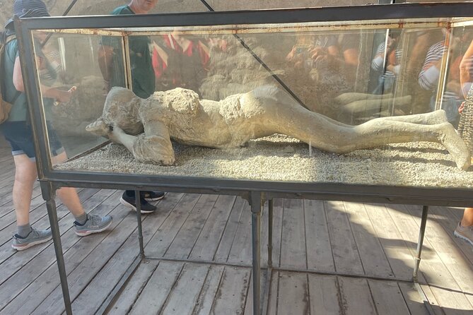 Pompeii Ruins Skip-The-Line Tour With Archaeologist - Expert Guided Archaeological Insights