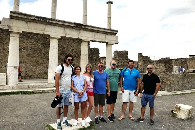 Pompeii Small Group With an Archaeologist – Skip the Line