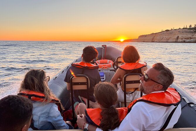 Portimão: Benagil Sunset Guided Boat Tour With Champagne