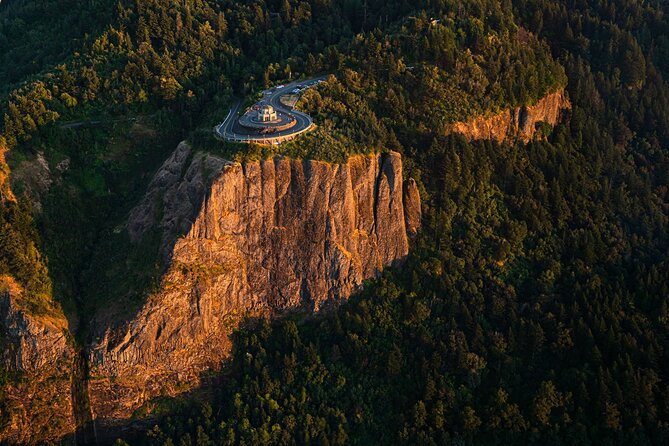 Portland Columbia River Gorge Vista View Small-Group Air Tour