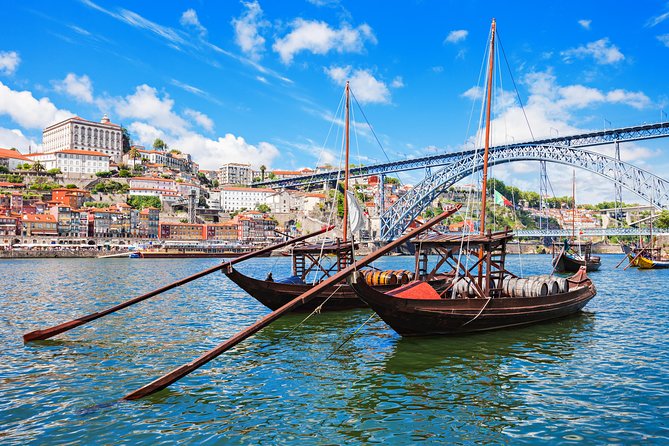 Porto: Full Day City Tour Including Lunch