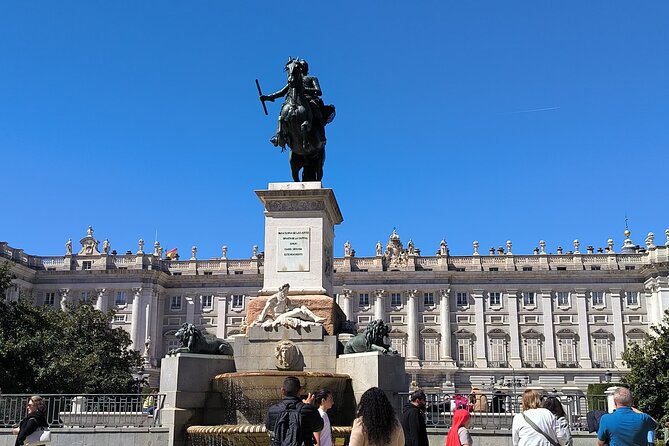 Prado Museum & Royal Palace Combo Private Tour