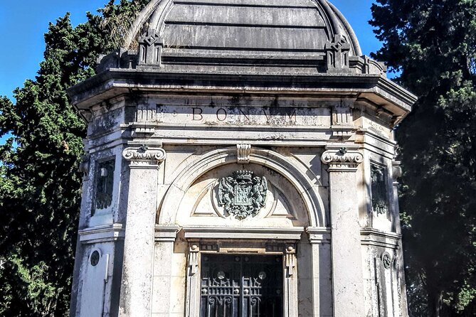 1 prazeres cemetery a self guided audio tour in lisbon Prazeres Cemetery: A Self-Guided Audio Tour in Lisbon