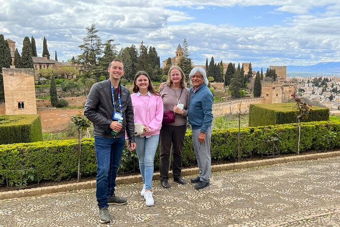 PREMIUM Half-Day Tour of the Alhambra in Granada