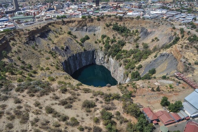 Pretoria and Cullinan Diamond Mine Tour in Johannesburg