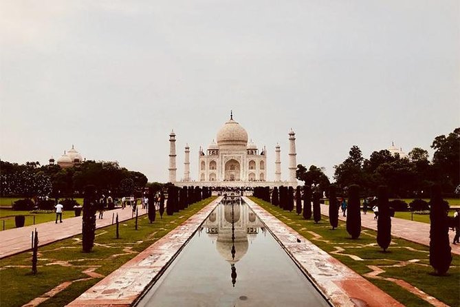 Private 1 Day Sunrise Taj Mahal Tour (Same Day)