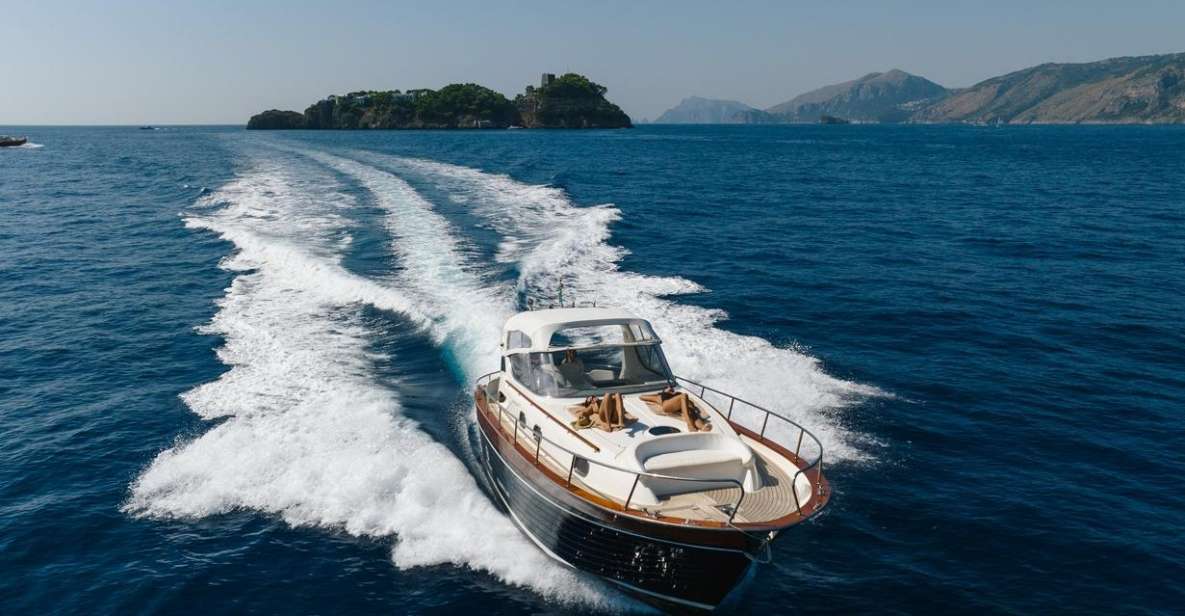 1 private amalfi coast tour by apreamare 38ft diamond Private Amalfi Coast Tour by Apreamare 38ft DIAMOND