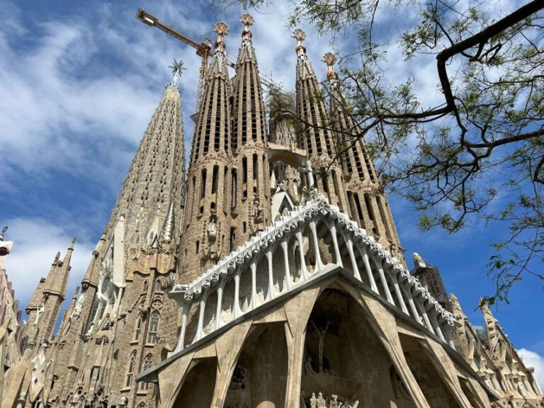 Private Barcelona Full-Day Personalized City Tour