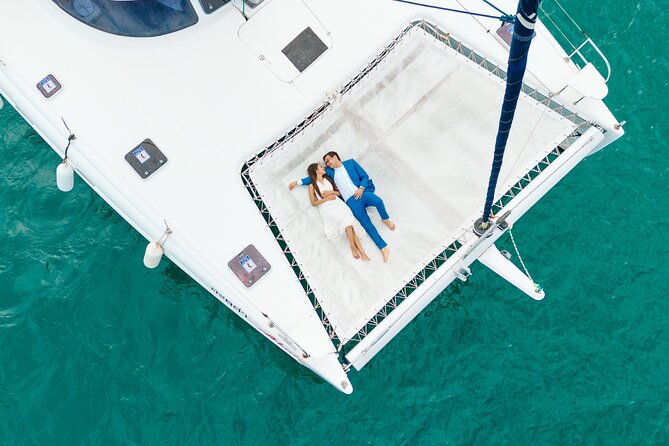 Private Catamaran Sailing With Photography in Phuket